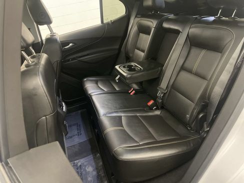 Used 2023 Chevrolet Equinox Premier FWD image 20