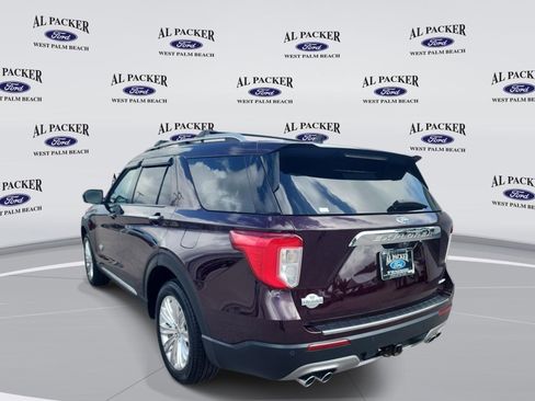 Certified 2023 Ford Explorer King Ranch w/ Class IV Trailer Tow Package AWD/4WD image 4