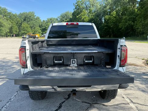 Used 2017 GMC Sierra 1500 SLT AWD/4WD image 7