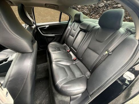 Used 2015 Volvo S60 T5 Premier image 24