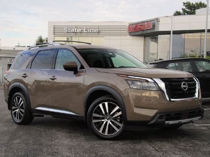 Certified 2025 Nissan Pathfinder Platinum