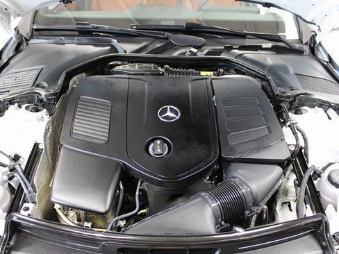 Used 2024 Mercedes-Benz C 300 4MATIC Sedan image 32