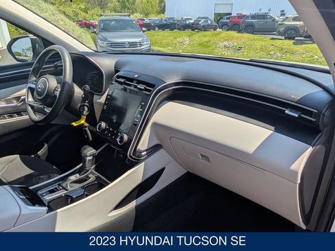 Certified 2023 Hyundai Tucson SE AWD/4WD image 29