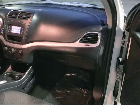 Used 2014 Dodge Journey American Value Package w/ Flexible Seating Group image 17