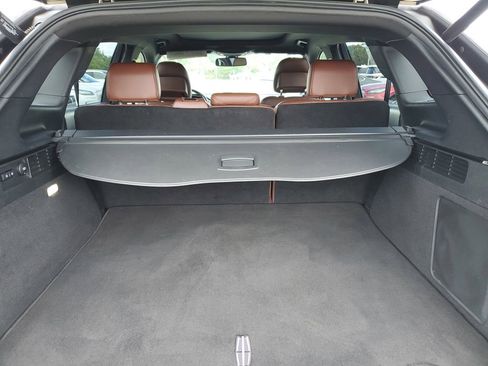 Used 2018 Lincoln MKX Reserve w/ Driver Assistance Package FWD image 6