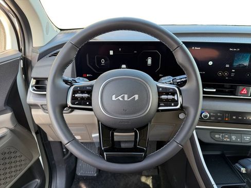 New 2026 Kia Carnival SX image 12