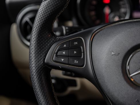 Used 2019 Mercedes-Benz GLA 250 GLA 250 4MATIC SUV w/ Convenience Package image 63