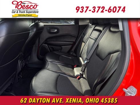 Used 2019 Jeep Compass Trailhawk AWD/4WD image 9