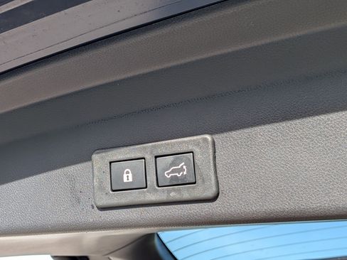 Certified 2025 Subaru Ascent Premium AWD/4WD image 14