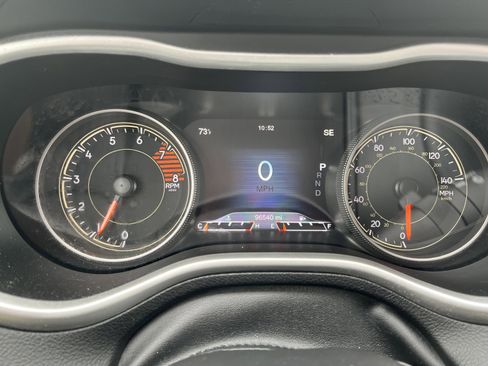 Used 2017 Jeep Cherokee Overland w/ Technology Group image 21