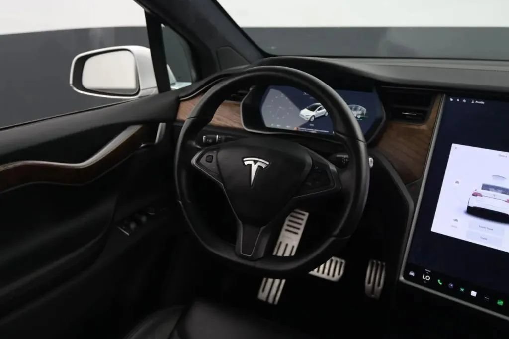 Used 2020 Tesla Model X Long Range AWD/4WD image 33