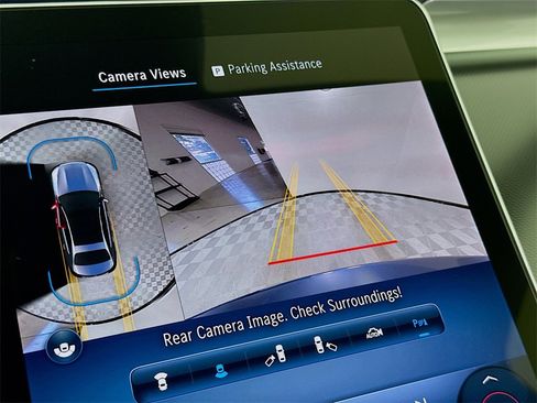 Used 2025 Mercedes-Benz C 300 4MATIC Sedan image 15