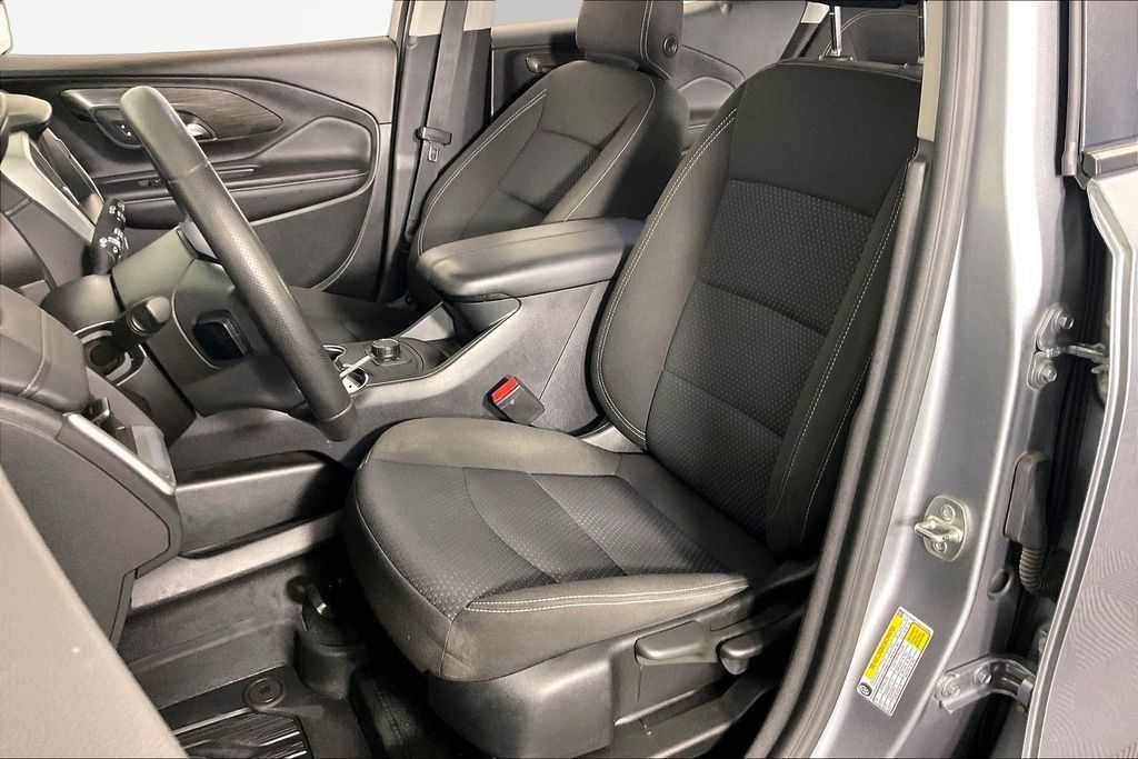 Certified 2024 GMC Terrain SLE FWD image 18