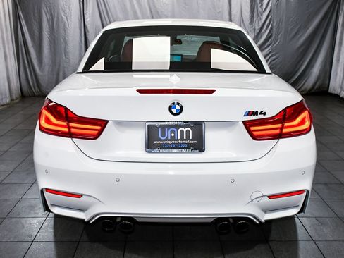 Used 2019 BMW M4 Convertible w/ Competition Package RWD image 6
