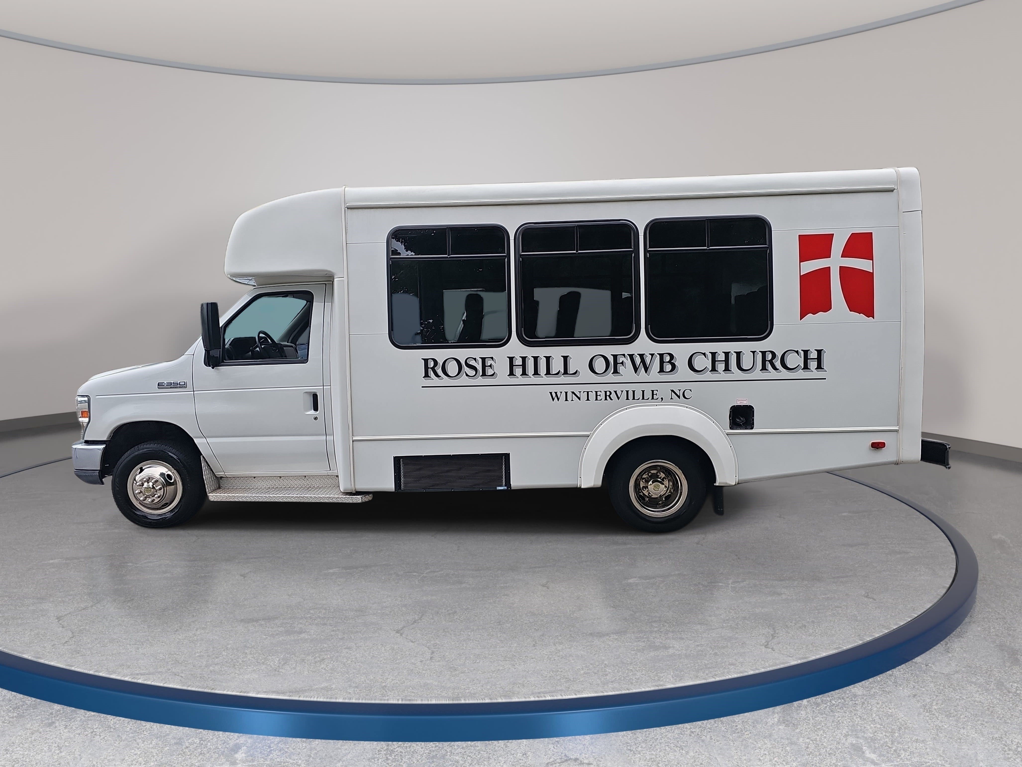 Used 2015 Ford E-350 and Econoline 350 Super Duty w/ Shuttle Bus Prep Package RWD image 8