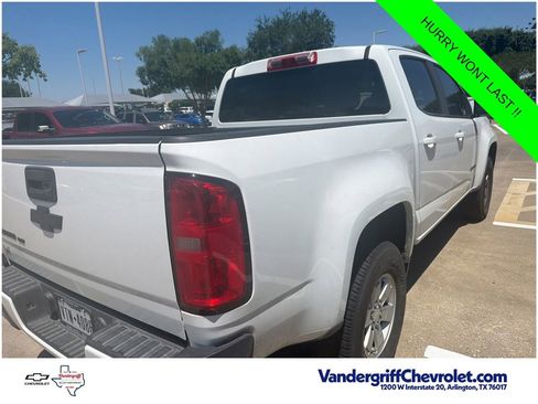 Used 2018 Chevrolet Colorado W/T w/ LPO, Premium Interior Package RWD image 12