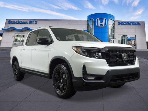 New 2026 Honda Ridgeline Black Edition image 7