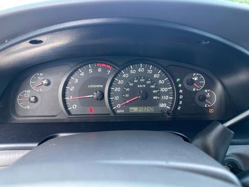 Used 2005 Toyota Tundra SR5 image 17