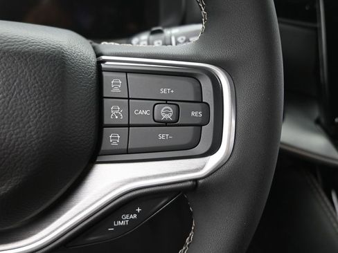 New 2026 Jeep Grand Wagoneer image 33