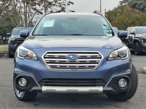 Used 2015 Subaru Outback 3.6R Limited image 3