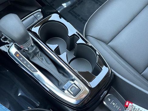 New 2025 Chevrolet Trax ACTIV w/ Sunroof Package FWD image 12
