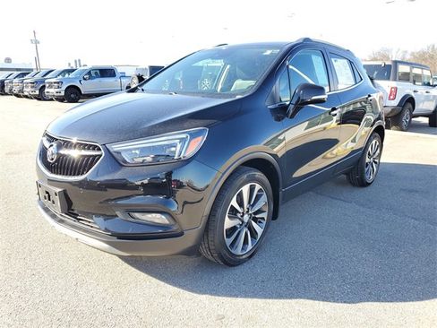 Used 2018 Buick Encore Premium image 2