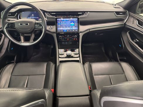 Used 2022 Jeep Grand Cherokee L Overland w/ Luxury Tech Group IV image 17