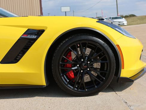 Used 2016 Chevrolet Corvette Z06 w/ 2LZ Preferred Equipment Group image 18