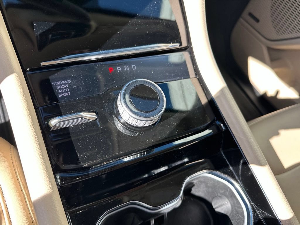Certified 2021 Jeep Grand Cherokee L Limited AWD/4WD image 17