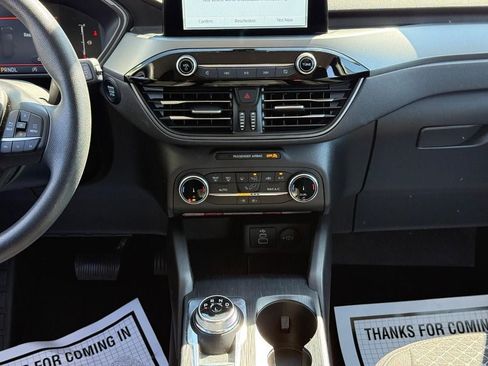 Certified 2025 Ford Escape Active AWD/4WD image 15