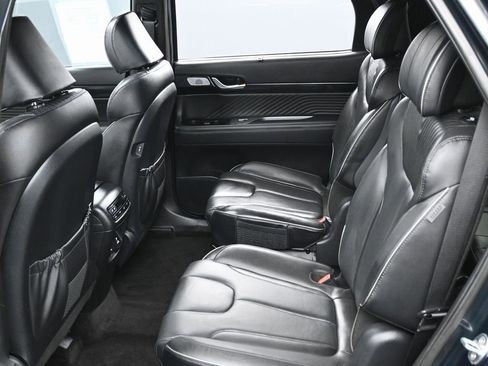 Used 2023 Hyundai Palisade Calligraphy w/ Cargo Package image 37