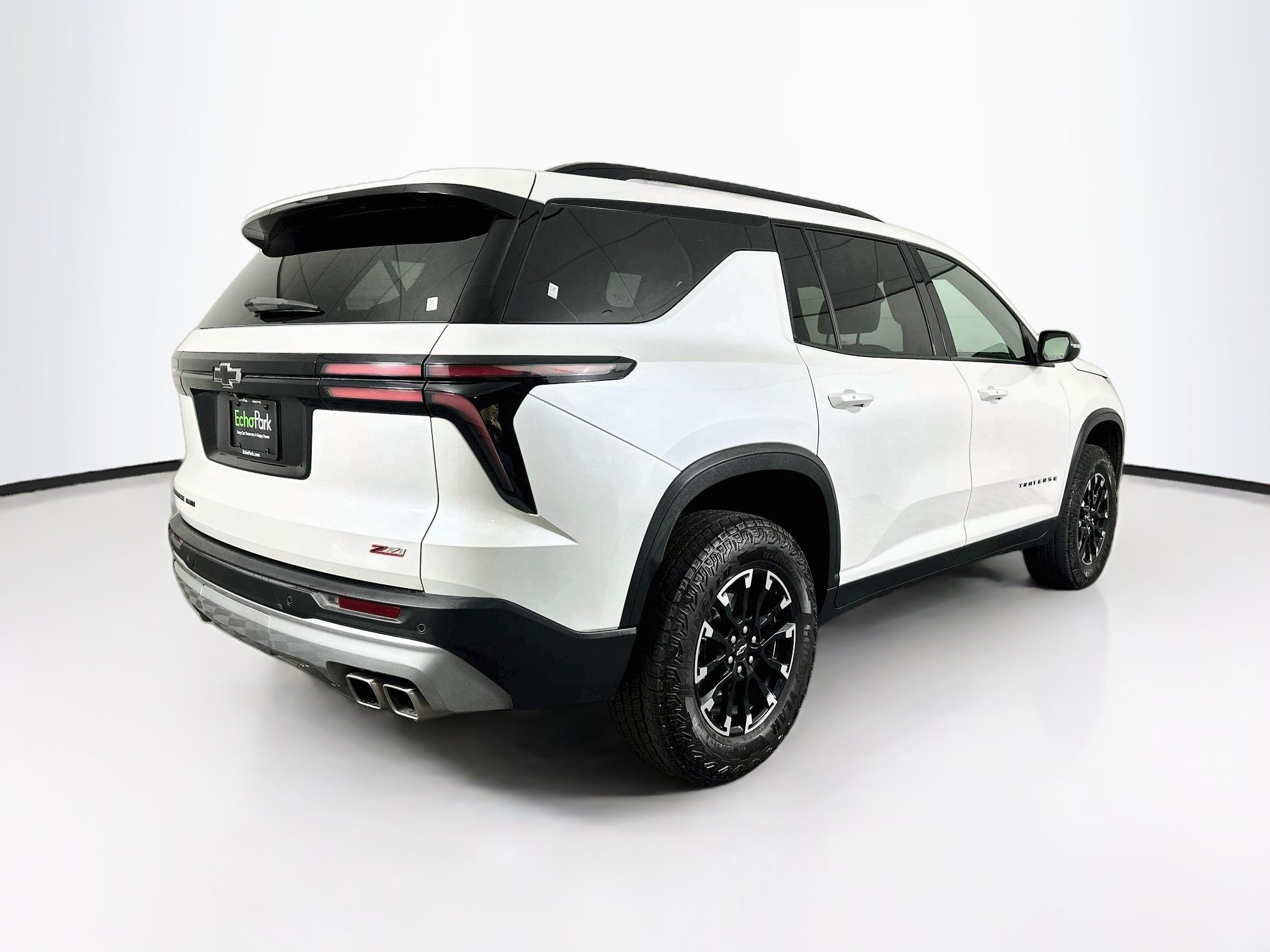 Used 2025 Chevrolet Traverse Z71 AWD/4WD image 9