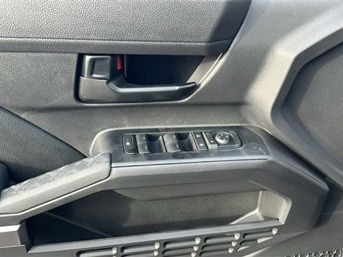 New 2026 Toyota Tacoma SR5 image 9