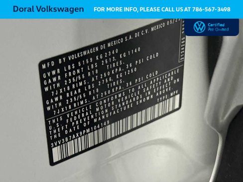 Certified 2023 Volkswagen Tiguan SE FWD image 29