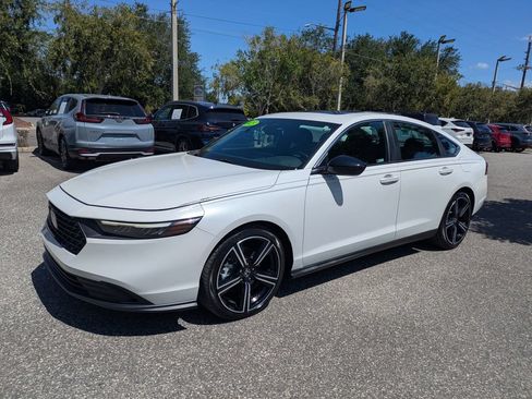 Used 2023 Honda Accord Sport image 7