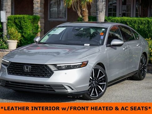 Used 2024 Honda Accord Touring image 4