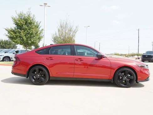 Used 2024 Honda Accord Sport image 10