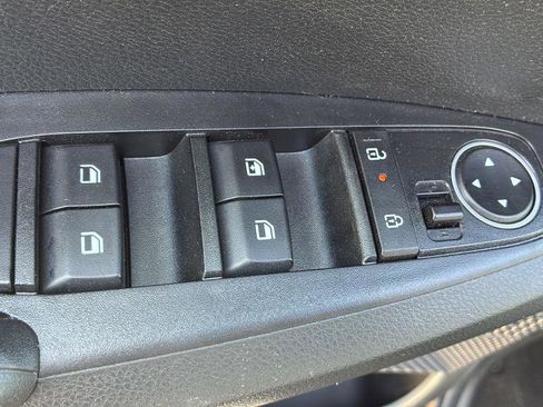 Used 2026 Kia Seltos LX FWD image 21