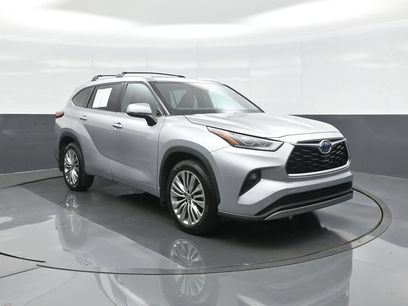 Used 2022 Toyota Highlander Platinum