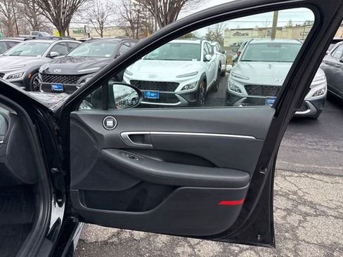 Certified 2023 Hyundai Sonata SEL w/ Preferred Accessory Package image 31