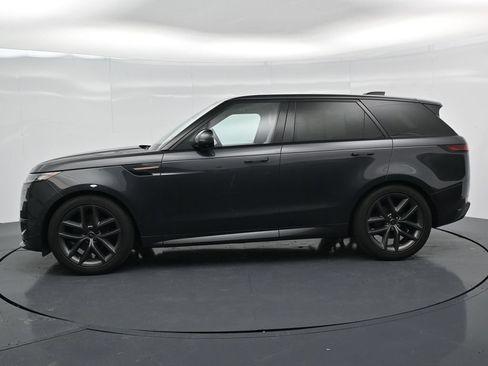 Used 2024 Land Rover Range Rover Sport Dynamic SE AWD/4WD image 2