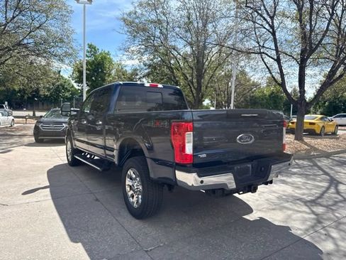 Used 2019 Ford F250 Lariat w/ Lariat Ultimate Package AWD/4WD image 10