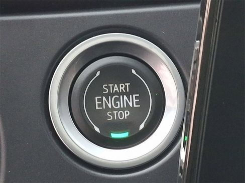 Used 2023 Chevrolet Blazer RS w/ Enhanced Convenience Package image 24