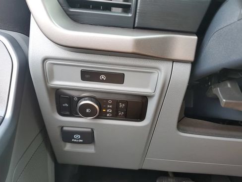 Used 2025 Ford F150 XLT w/ Equipment Group 301A Standard AWD/4WD image 21