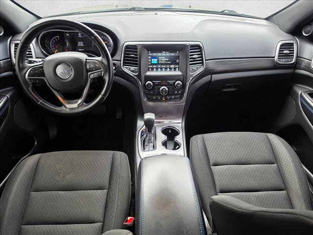 Used 2019 Jeep Grand Cherokee Laredo AWD/4WD image 13