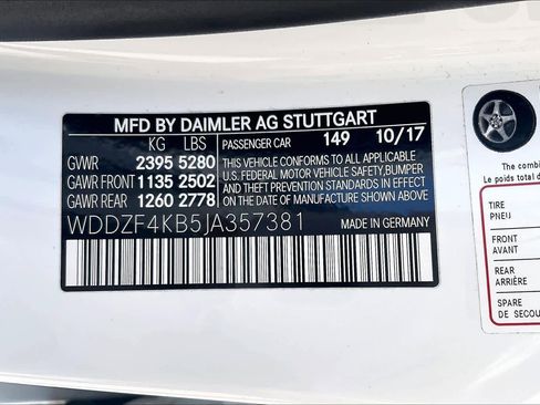 Used 2018 Mercedes-Benz E 300 4MATIC image 36