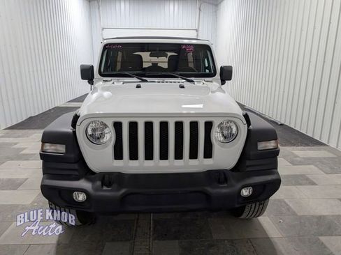 Used 2022 Jeep Wrangler Unlimited Sport image 6