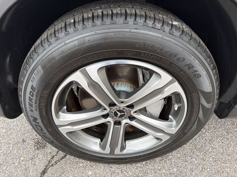 Used 2021 Mercedes-Benz GLC 300 image 13