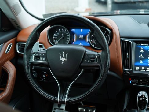 Used 2018 Maserati Levante S GranSport AWD/4WD image 52