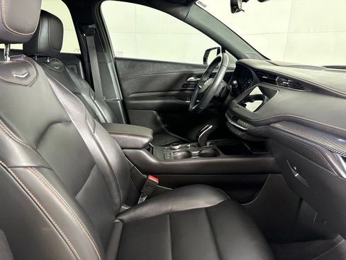 Used 2022 Cadillac XT4 Sport AWD/4WD image 14